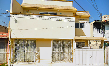 CASA EN PARQUE RESIDENCIAL COACALCO (a 1 minuto de la plaza Coacalco)