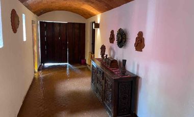 Increíble casa para remodelar en venta en San Angel Inn