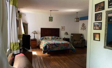 Increíble casa para remodelar en venta en San Angel Inn