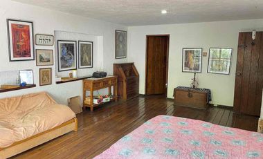 Increíble casa para remodelar en venta en San Angel Inn