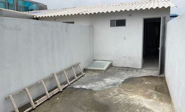 vendo casa 3 pisos