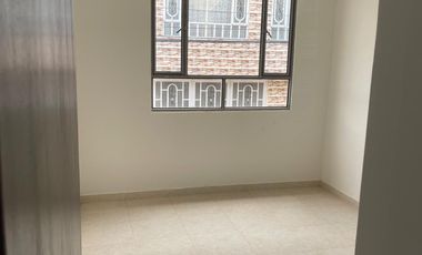 vendo casa 3 pisos