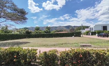 Venta Lote Esquinero 600 m² Condominio Pacolí, Nilo - ¡Inversión de Construcción Libre!