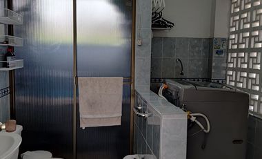 Venta Casa Campestre 460 m² con Piscina y Jacuzzi - Condominio La Colina, Girardot/Melgar.