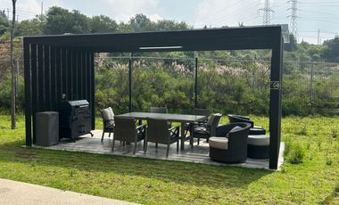 IH010 Venta Departamento en Zona Esmeralda.