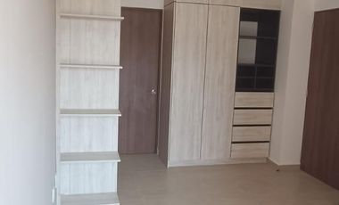 IH010 Venta Departamento en Zona Esmeralda.