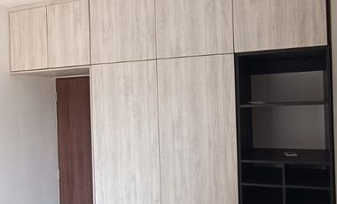 IH010 Venta Departamento en Zona Esmeralda.