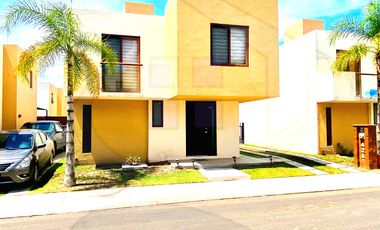 RENTA CASA CON ASADOR PRIVADA CON VIGILANCIA PUERTA REAL QUERETARO