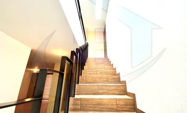 RENTA CASA CON ASADOR PRIVADA CON VIGILANCIA PUERTA REAL QUERETARO