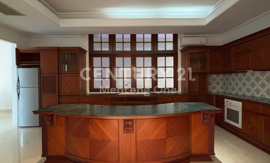 Luxury House for Rent with Private Pool in Menteng Inti, Central Jakarta – Land 1050 m², Building 1500 m²