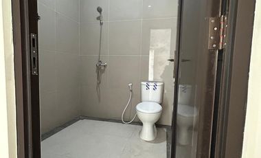 Di Jual Rumah  Modern Minimalis di Komplek Perumahan Kris Kencana Surabaya