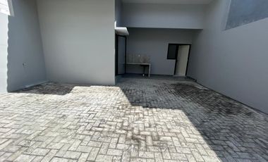 Di Jual Rumah  Modern Minimalis di Komplek Perumahan Kris Kencana Surabaya