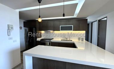 RENTA. Santa Fe Juriquilla - Departamento amueblado, 3 recámaras, amenidades