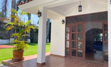 Excelente propiedad en xochitepec Morelos 1500 mts