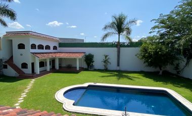 Excelente propiedad en xochitepec Morelos 1500 mts