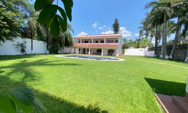 Excelente propiedad en xochitepec Morelos 1500 mts