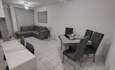 Casa en privada con seguridad , roof garden y alberca