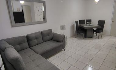 Casa en privada con seguridad , roof garden y alberca