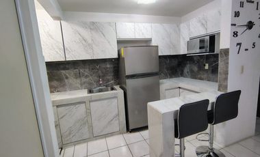 Casa en privada con seguridad , roof garden y alberca