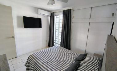 Casa en privada con seguridad , roof garden y alberca