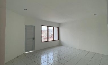 Dijual Rumah Mewah Lokasi Strategis di Jl. Ciliwung Semarang