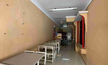 Rumah Besar Kota Lumajang Dijual Murah