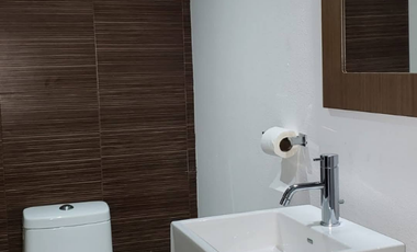 Renta Campos Elíseos semi equipada