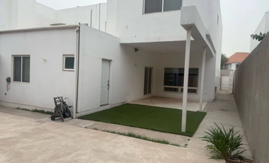 Renta Campos Elíseos semi equipada