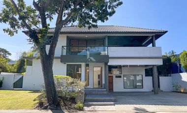 Classy Contemporary House and Lot For Sale in Ayala Southvale Sonera, Las Pinas City