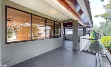 Classy Contemporary House and Lot For Sale in Ayala Southvale Sonera, Las Pinas City