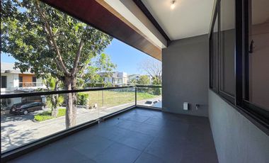 Classy Contemporary House and Lot For Sale in Ayala Southvale Sonera, Las Pinas City