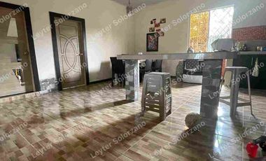 vendo casa Urb Madrid