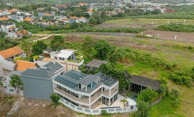 5-Bedroom Villa with Solar Power and Premium Smart Home Features in Tumbak Bayuh