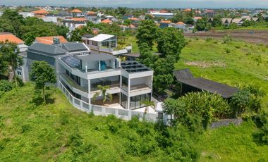 5-Bedroom Villa with Solar Power and Premium Smart Home Features in Tumbak Bayuh