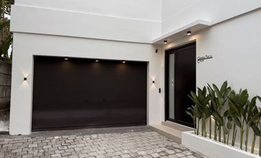 5-Bedroom Villa with Solar Power and Premium Smart Home Features in Tumbak Bayuh