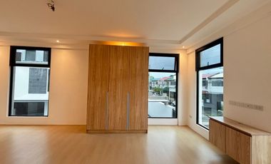 NEWLY BUILT 5 BEDROOMS TOWNHOUSE FOR SALE IN BF HOMES PARANAQUE CITY