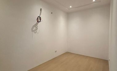 5 BEDROOMS TOWNHOUSE FOR SALE IN BF HOMES PARANAQUE CITY