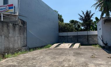 Land on Saleh Sungkar Road, suitable for business.