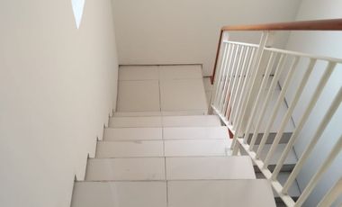 Rumah area Grand Pakuwon Adelaide Minimalis Hadap Selatan