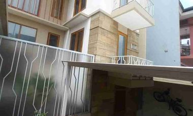 Dijual Rumah Siap Huni Asri Full Furnished di BSD XIV Nusaloka