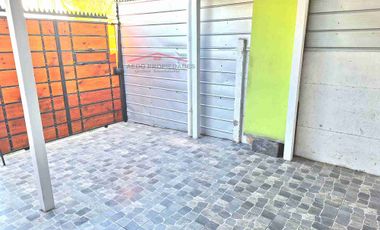 Se Vende Funcional y Amplia casa de dos pisos, Villa Los Canelos, comuna de Quillota