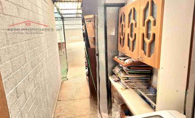 Se Vende Funcional y Amplia casa de dos pisos, Villa Los Canelos, comuna de Quillota