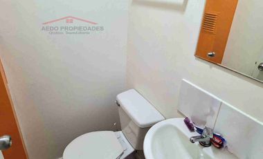 Se Vende Funcional y Amplia casa de dos pisos, Villa Los Canelos, comuna de Quillota