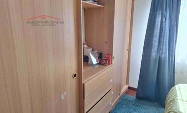 Se Vende Funcional y Amplia casa de dos pisos, Villa Los Canelos, comuna de Quillota