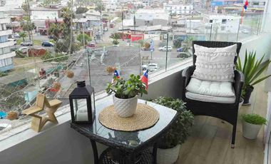 VENDO DEPARTAMENTO EN EXCLUSIVO EDIFICIO BOULEVARD, FRENTE A PLAYA BRAVA EN LA CIUDAD DE  IQUIQUE.