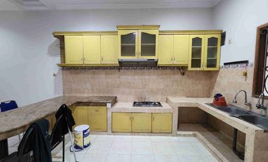 rumah jalan raya cocok buat kantor surabaya barat darmo2an dekat hr muhamand