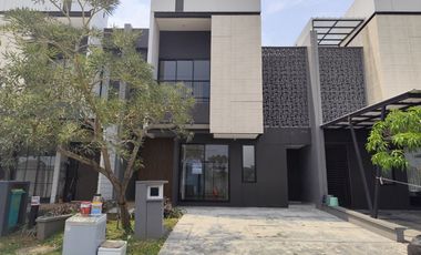 Rumah Megah nan Cantik di Suvarna Sutera Eldora Tangerang L2-240333