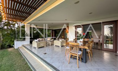 Arriendo Casa Campestre en Ciudad Jardín Cali