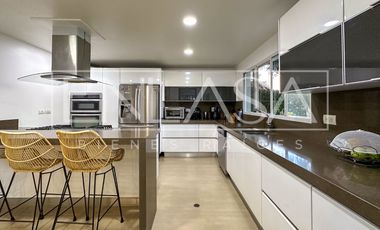 Arriendo Casa Campestre en Ciudad Jardín Cali