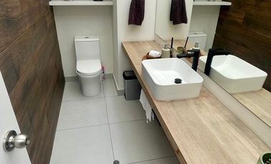 🏡 Venta de Precioso Dúplex de Estreno con Terraza – Surco